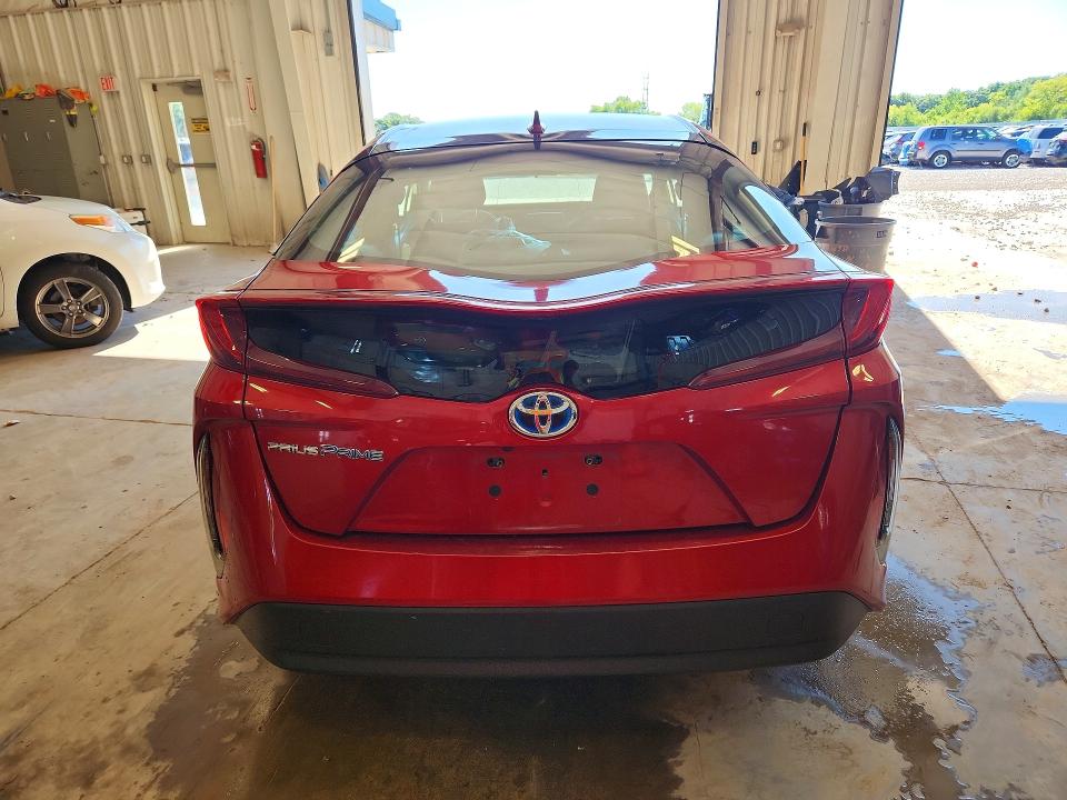 2018 Toyota Prius VIN JTDKARFPXJ3089509 COPART salvage auction — MECHANICAL, Wi - Certificate Of Title, sold $7,300 on 2026-07-06 (photo 6)