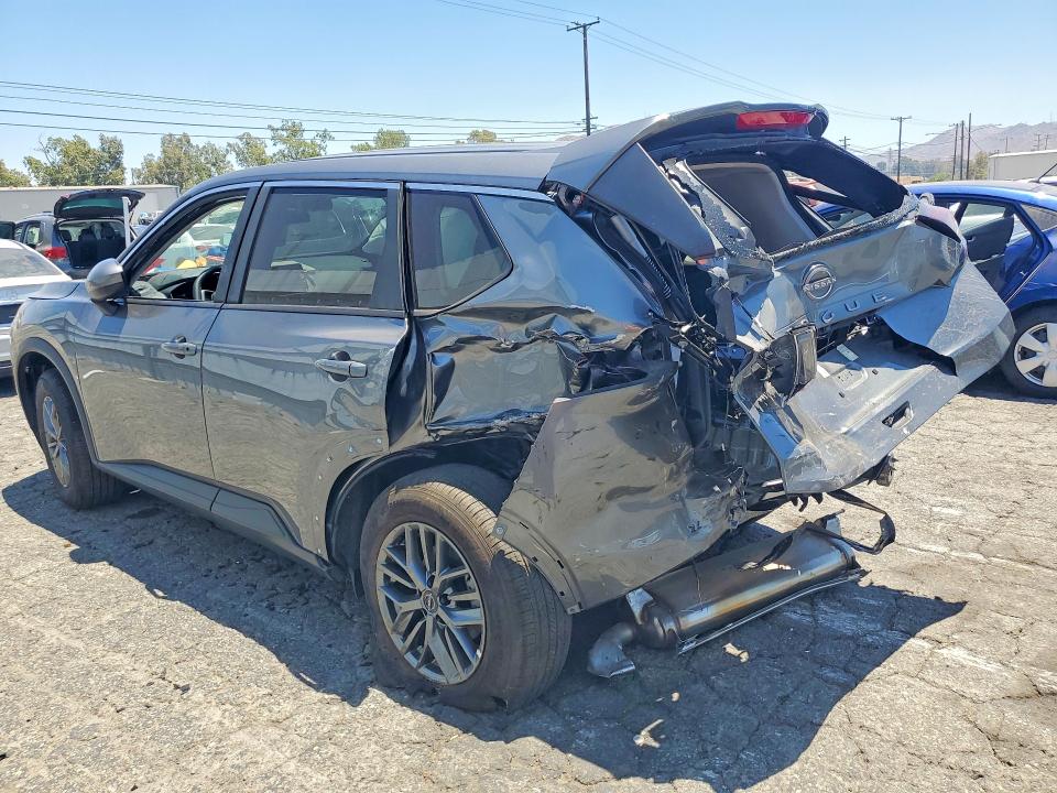 2026 Nissan VIN 5N1BT3BA3TC775317 COPART salvage auction — REAR END, Tn - Non-Repairable Certificate, sold $225 on 2026-07-27 (photo 2)