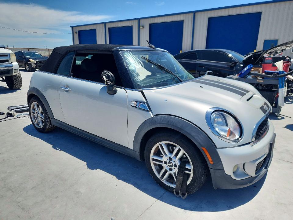 2014 Mini Cooper VIN WMWZP3C59ET707015 COPART salvage auction — SIDE, Tx - Certificate Of Title, sold $825 on 2026-07-31 (photo 4)