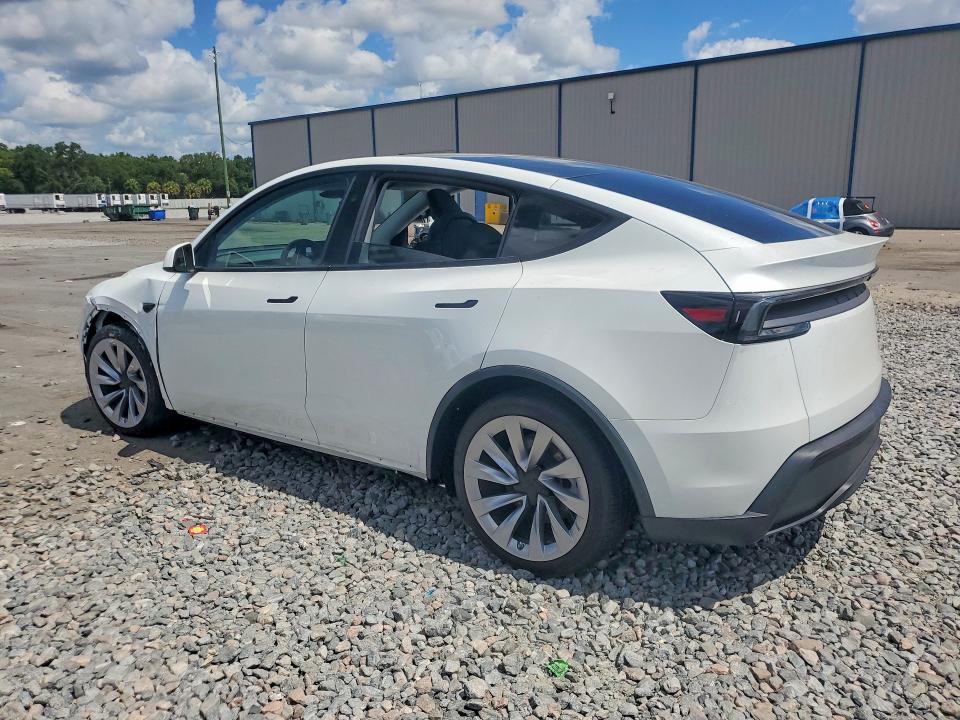 2026 Tesla Model y VIN 7SAYGDEE4TA390861 COPART salvage auction — FRONT END, Fl - Cert Of Title Slvg Rebuildable, sold $11,300 on 2026-07-13 (photo 2)