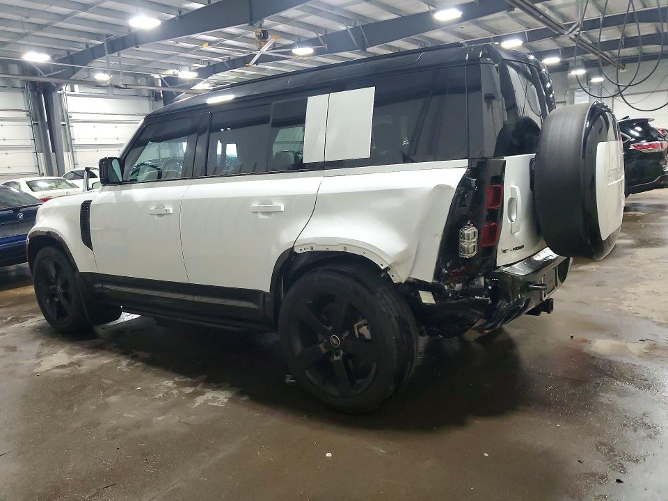 2025 Land rover Defender VIN SALE27EU9S2411448 COPART salvage auction — REAR END, WI - CERT OF TITLE-CLAIM PAID, sold $20,400 on 2026-07-21 (photo 2)