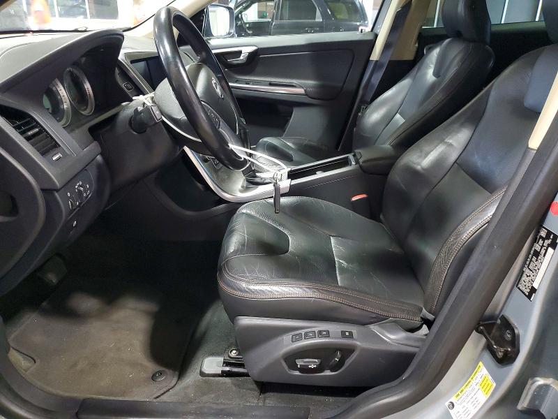 2013 Volvo VIN YV4902DZ4D2440242 COPART salvage auction — FRONT END, Va - Certificate Of Title, sold $2,100 on 2026-07-17 (photo 7)