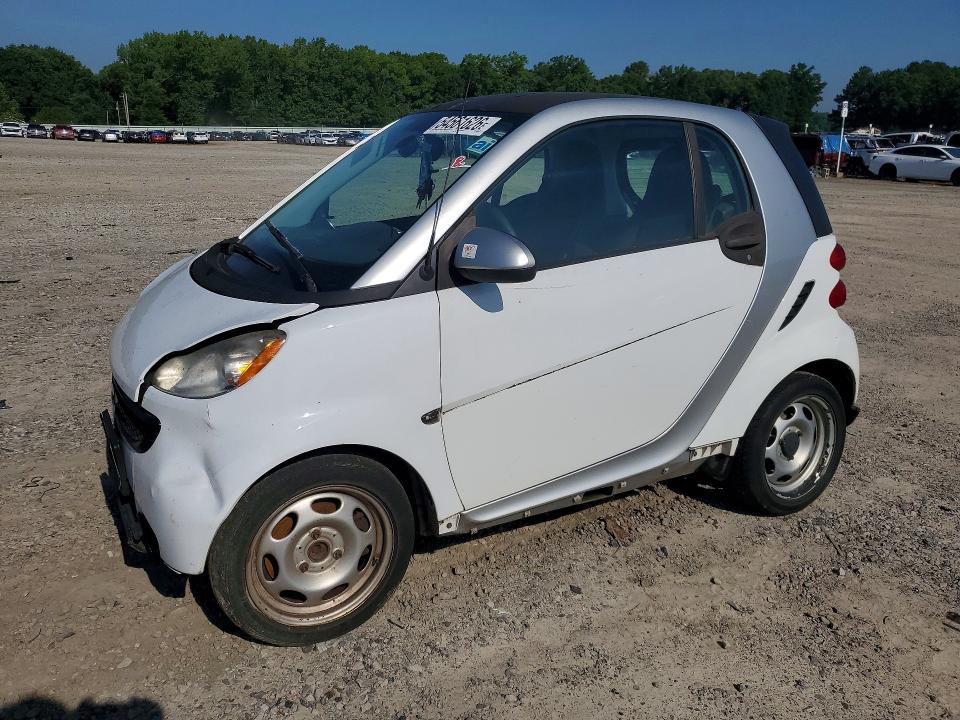 2015 Smart Fortwo VIN WMEEJ3BAXFK795745 COPART salvage auction — MECHANICAL, Ar - Cert Of Title-Salvage, sold $225 on 2026-08-17 (photo 1)