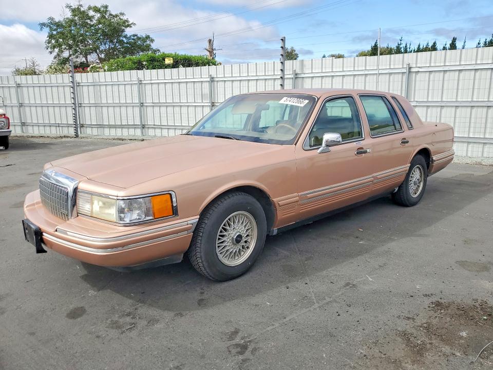 1994 Lincoln TOWN CAR VIN 1LNLM81W5RY693239 COPART salvage auction — MINOR DENT/SCRATCHES, Ca - Dis/Dlr/Exp Only Clean Title, sold $60 on 2026-07-30 (photo 1)