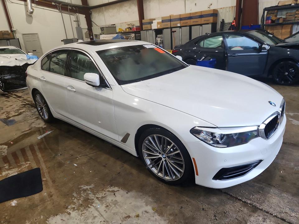 2020 BMW 5er VIN WBAJR3C0XLWW55062 COPART salvage auction — SIDE, Al - Cert Of Title-Salvage Title, sold $6,100 on 2026-08-03 (photo 4)