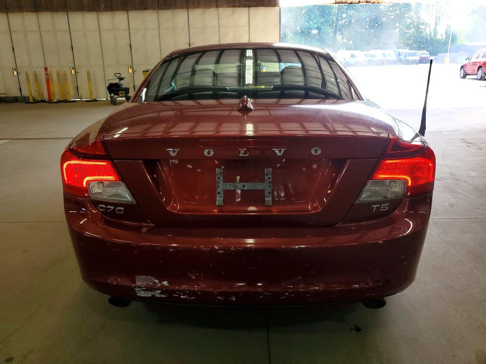 2011 Volvo C70 VIN YV1672MC7BJ119757 COPART salvage auction — MINOR DENT/SCRATCHES, Vt - Certificate Of Title (P), sold $775 on 2026-07-09 (photo 6)