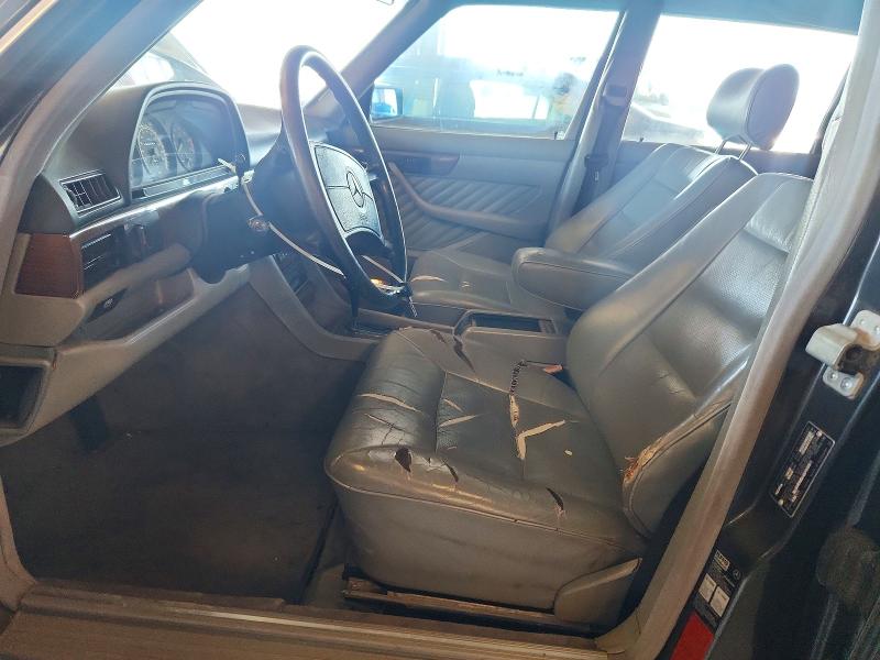 1989 Mercedes-benz 420 VIN WDBCA35E2KA481770 COPART salvage auction — MINOR DENT/SCRATCHES, Ca - Dis/Dlr/Exp Only Clean Title, sold $375 on 2026-07-30 (photo 7)