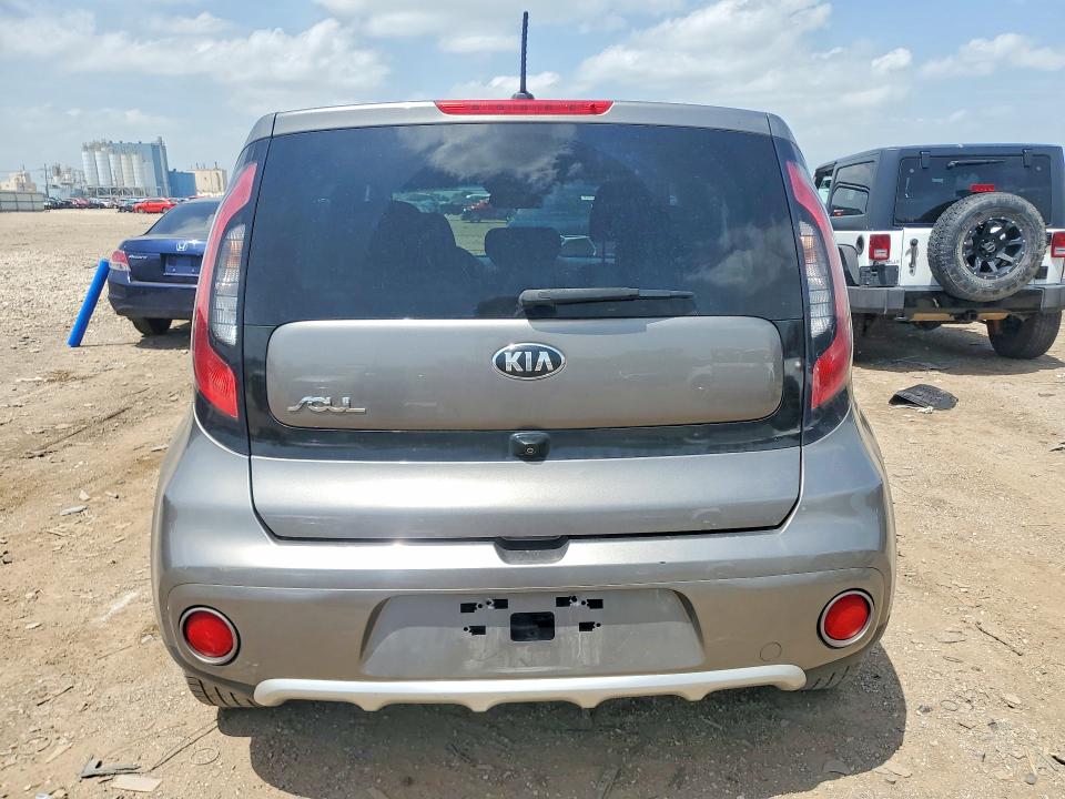 2017 Kia Soul VIN KNDJP3A59H7424386 COPART salvage auction — MINOR DENT/SCRATCHES, Il - Certificate Of Title, sold $850 on 2026-07-06 (photo 6)