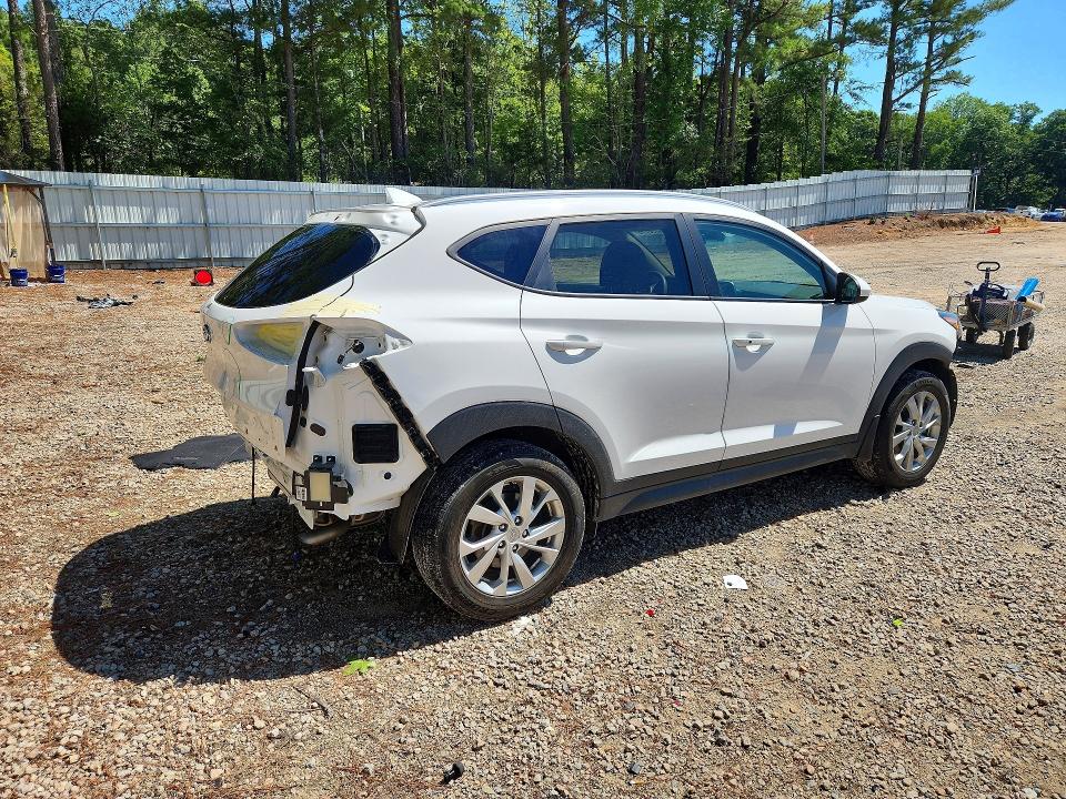 2019 Hyundai Tucson VIN KM8J33A49KU948113 COPART salvage auction — REAR END, Nc - Salvage Certificate Of Title, sold $2,000 on 2026-07-31 (photo 3)