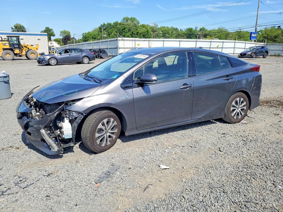 2020 Toyota Prius VIN JTDKARFP4L3158939 COPART salvage auction — FRONT END, Nj - Cert Of Title-Salvage, sold $5,200 on 2026-07-31 (photo 1)