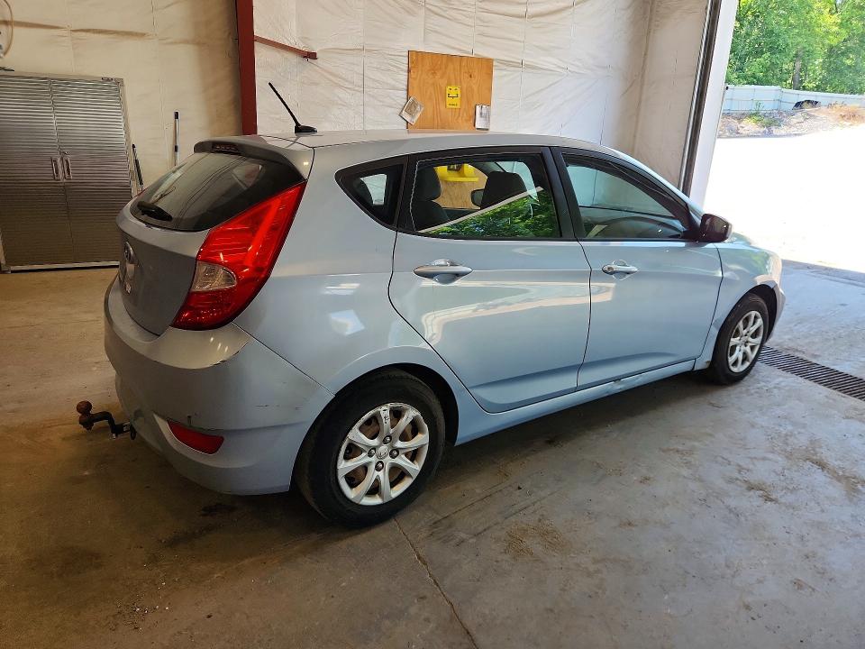 2013 Hyundai Accent VIN KMHCT5AE6DU128622 COPART salvage auction — FRONT END, Vt - Certificate Of Title, sold $275 on 2026-07-13 (photo 3)