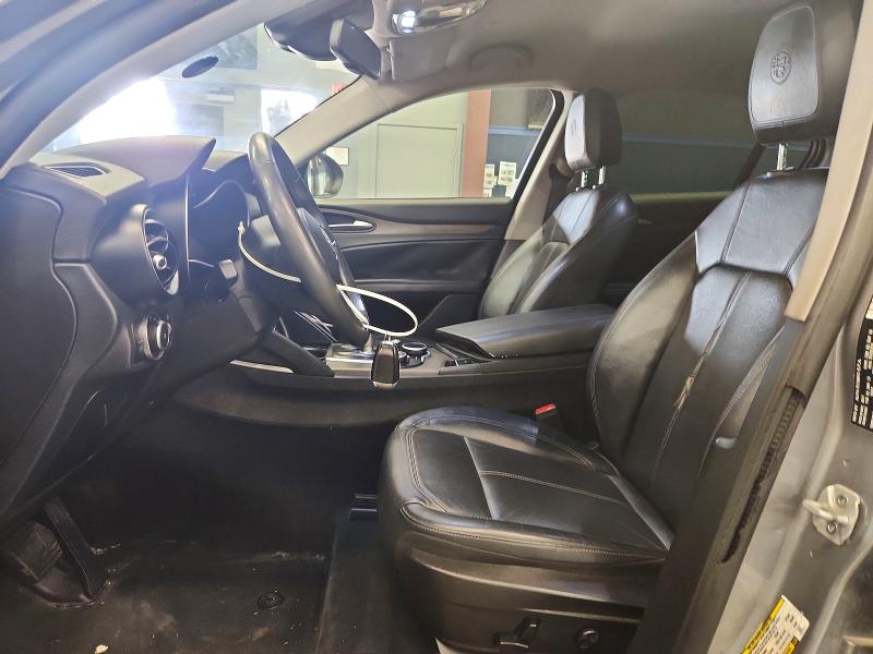 2018 Alfa romeo VIN ZASFAKBN8J7B67301 COPART salvage auction — MINOR DENT/SCRATCHES, Fl - Certificate Of Title, sold $7,000 on 2026-07-09 (photo 7)