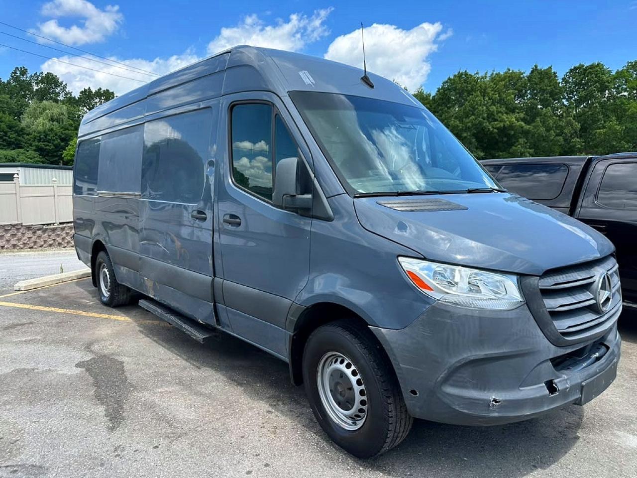 2019 Mercedes-Benz Sprinter VIN WD4PF1CD3KP150623 COPART salvage auction — Mechanical, NJ - CERTIFICATE OF TITLE, sold $7,600 on 2026-07-01 (photo 4)