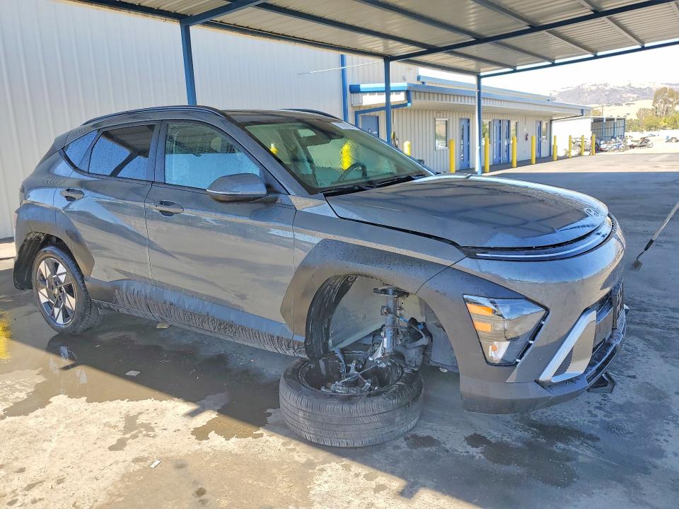 2025 Hyundai Kona VIN KM8HB3AB8SU338588 COPART salvage auction — UNDERCARRIAGE, TX - CERTIFICATE OF TITLE (P), sold $375 on 2026-07-08 (photo 4)
