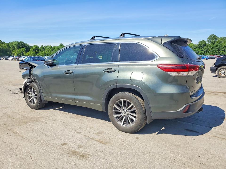 2017 Toyota VIN 5TDJZRFH5HS367982 COPART salvage auction — FRONT END, Pa - Certificate Of Salvage, sold $7,000 on 2026-07-16 (photo 2)