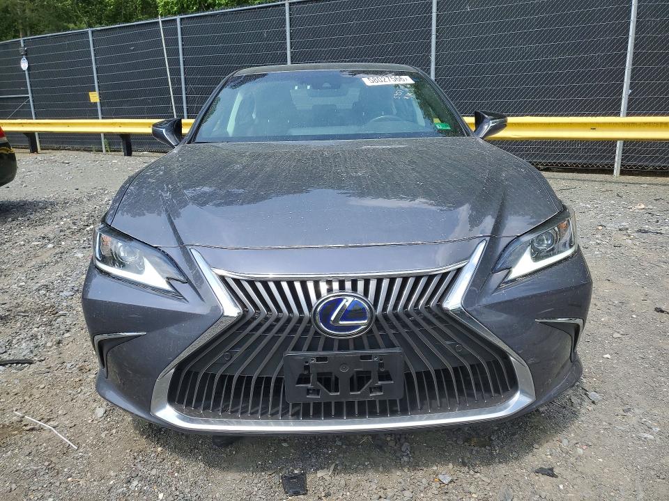 2020 Lexus VIN 58AE21B16LU012411 COPART salvage auction — SIDE, Md - Cert Of Salvage > 75% Damage, sold $16,500 on 2026-07-31 (photo 5)