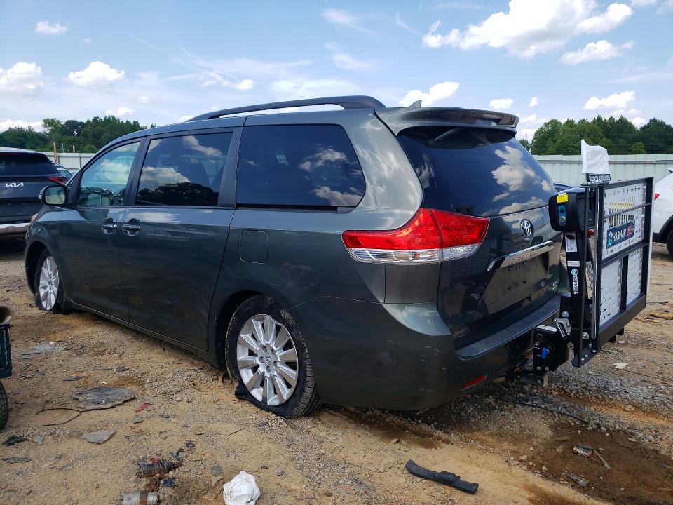 2013 Toyota Sienna VIN 5TDDK3DC3DS052131 COPART salvage auction — UNDERCARRIAGE, Va - Certificate Of Title, sold $5,900 on 2026-07-10 (photo 2)