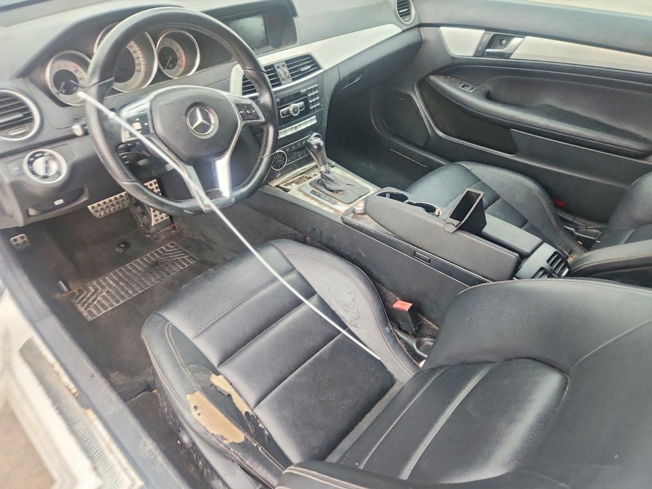 2015 Mercedes-Benz C-Class VIN WDDGJ4HB7FG368884 COPART salvage auction — Front End, TX - CERTIFICATE OF TITLE, sold $600 on 2026-07-09 (photo 8)