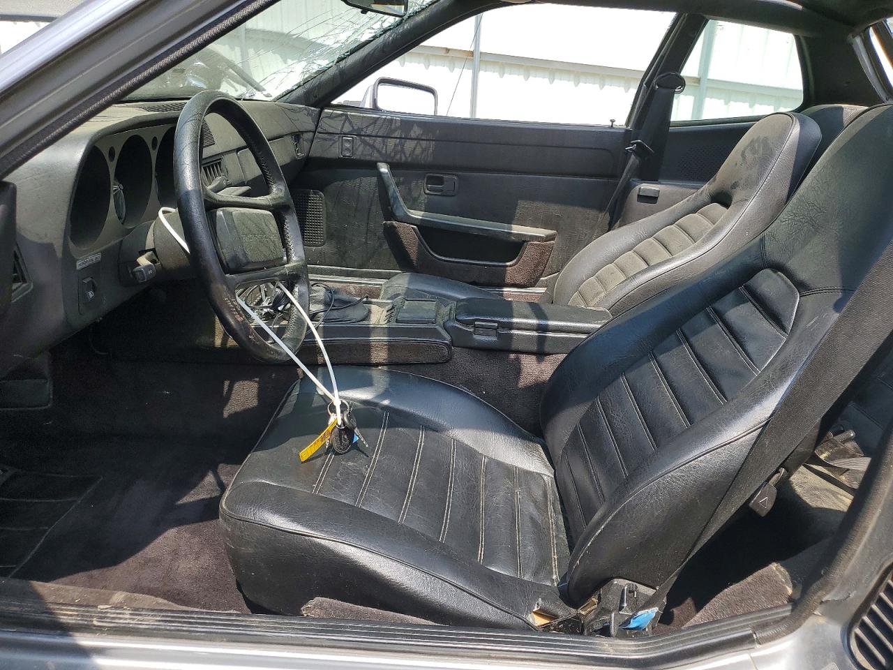 1983 Porsche 944 VIN WP0AA0940DN453471 COPART salvage auction — Rollover, NY - MV-907A SALVAGE CERTIFICATE, sold $1,700 on 2026-06-29 (photo 7)