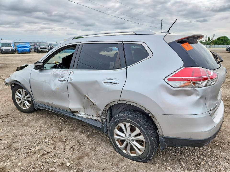 2015 Nissan Rogue VIN KNMAT2MT1FP527802 COPART salvage auction — FRONT END, Fl - Cert Of Ttl-Rebuilt&Slvg Rbld, sold $400 on 2026-07-15 (photo 2)
