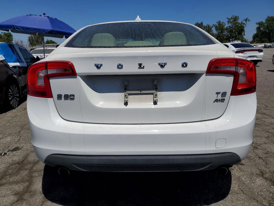 2011 Volvo S60 VIN YV1902FH5B2006538 COPART salvage auction — MINOR DENT/SCRATCHES, Ca - Dis/Dlr/Exp Only Clean Title, sold $500 on 2026-07-06 (photo 6)