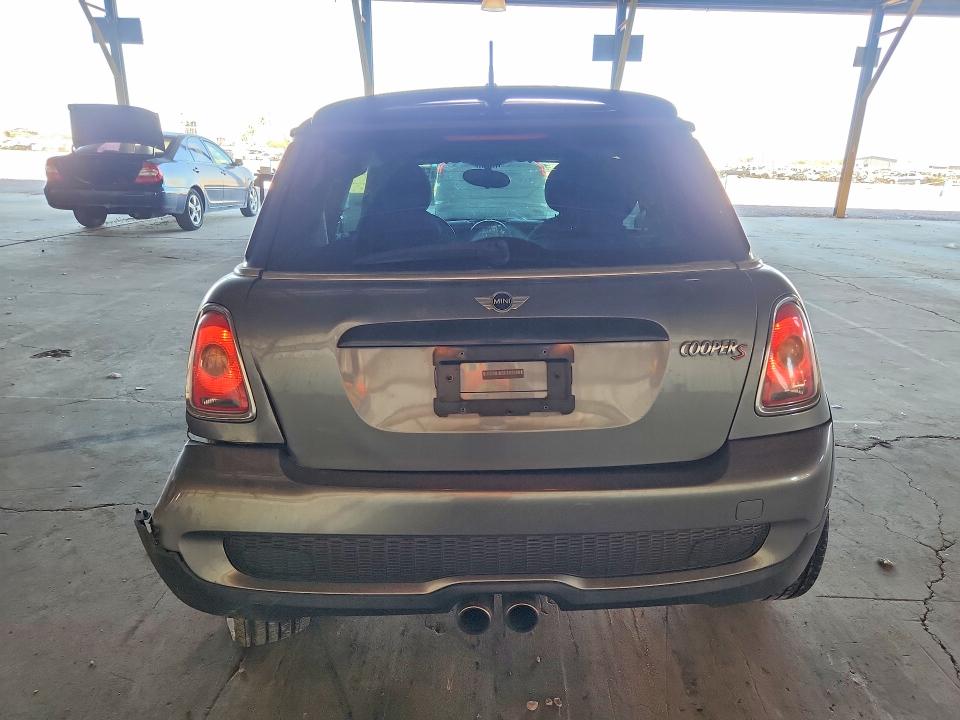 2008 Mini Cooper VIN WMWMF73528TT89358 COPART salvage auction — FRONT END, Az - Cert Of Title - Salvage, sold $1,000 on 2026-07-20 (photo 6)