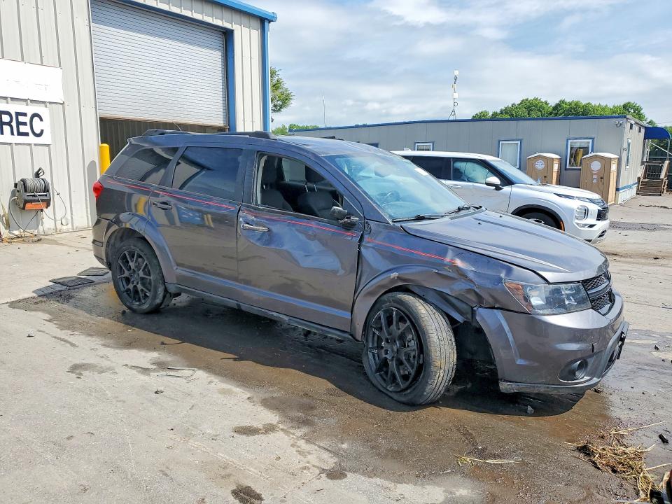 2017 Dodge Journey VIN 3C4PDCBG2HT554766 COPART salvage auction — ROLLOVER, PA - CERTIFICATE OF SALVAGE, sold $600 on 2026-08-05 (photo 4)