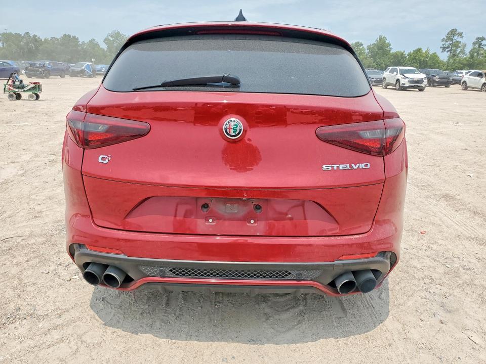 2018 Alfa romeo VIN ZASFAKEV4J7C11211 COPART salvage auction — MECHANICAL, Tx - Certificate Of Title (P), sold $11,300 on 2026-07-02 (photo 6)
