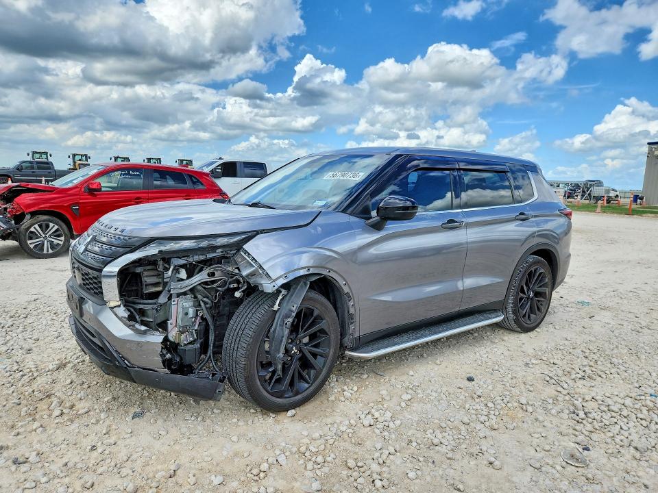 2022 Mitsubishi Outlander VIN JA4J3UA81NZ075570 COPART salvage auction — FRONT END, TX - SALVAGE VEHICLE TITLE (P), sold $6,200 on 2026-07-23 (photo 1)