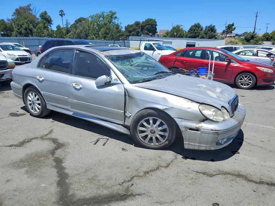 2002 Hyundai Sonata VIN KMHWF35H12A642390 COPART salvage auction — ALL OVER, CA - SALVAGE CERTIFICATE, sold $150 on 2026-07-24 (photo 4)