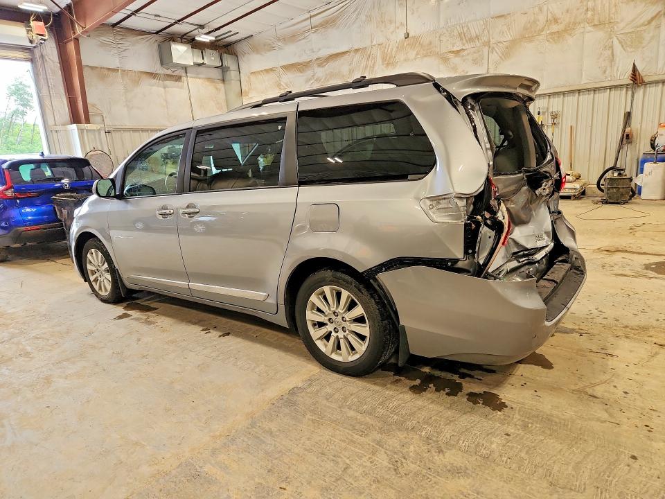 2015 Toyota Sienna VIN 5TDDK3DCXFS100193 COPART salvage auction — REAR END, Wi - Certificate Of Title, sold $4,550 on 2026-07-08 (photo 2)
