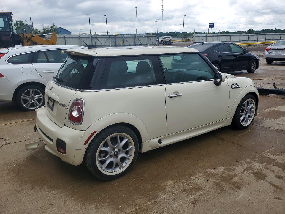 2011 Mini Cooper VIN WMWSV3C55BTY22293 COPART salvage auction — REAR END, Ky - Cert Of Title-Salvage, sold $4,700 on 2026-07-15 (photo 3)