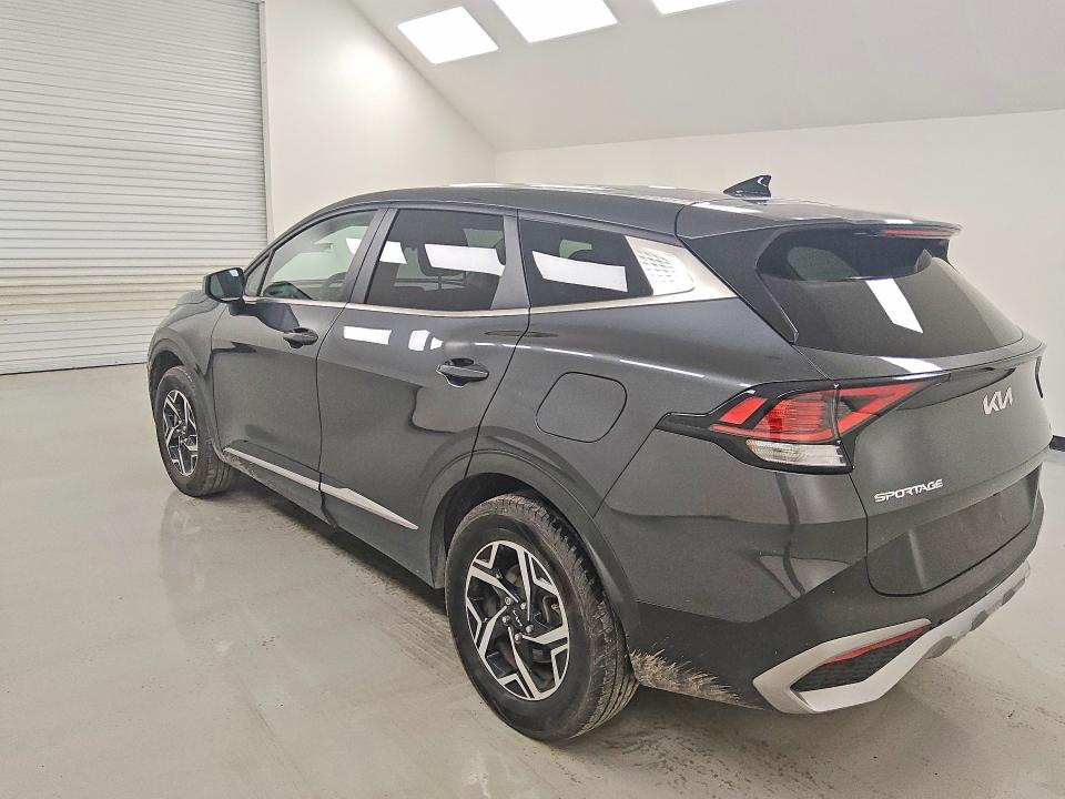 2023 Kia Sportage VIN KNDPUCAF4P7106184 COPART salvage auction — MINOR DENT/SCRATCHES, TX - CERTIFICATE OF TITLE (P), sold $9,900 on 2026-07-23 (photo 2)