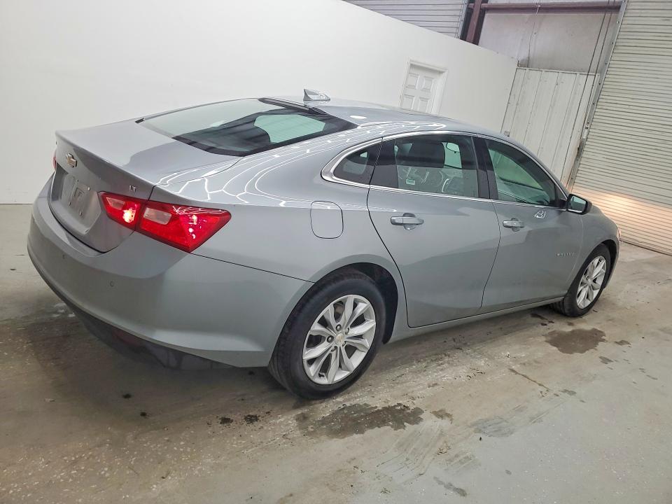 2024 Chevrolet Malibu limited VIN 1G1ZD5STXRF168635 COPART salvage auction — MINOR DENT/SCRATCHES, OH - CERTIFICATE OF TITLE, sold $10,800 on 2026-08-17 (photo 3)