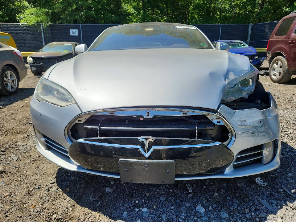 2015 Tesla Model s VIN 5YJSA1E24FF113451 COPART salvage auction — FRONT END, Md - Cert Of Salvage > 75% Damage, sold $1,600 on 2026-07-28 (photo 5)