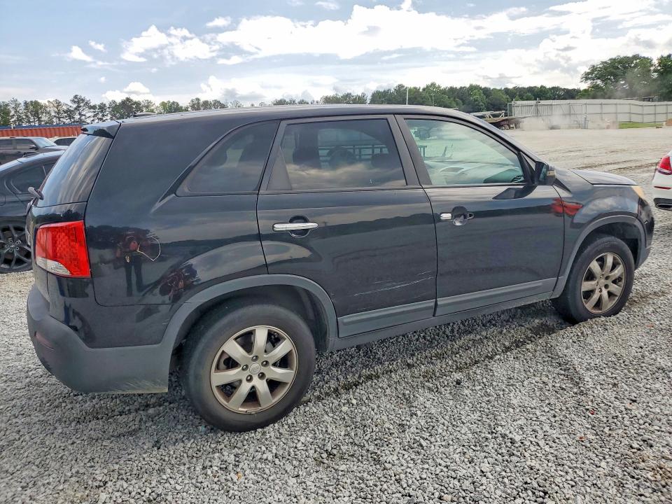 2011 Kia Sorento VIN 5XYKT3A1XBG136027 COPART salvage auction — MINOR DENT/SCRATCHES, Ga - Certificate Of Title, sold $825 on 2026-07-06 (photo 3)