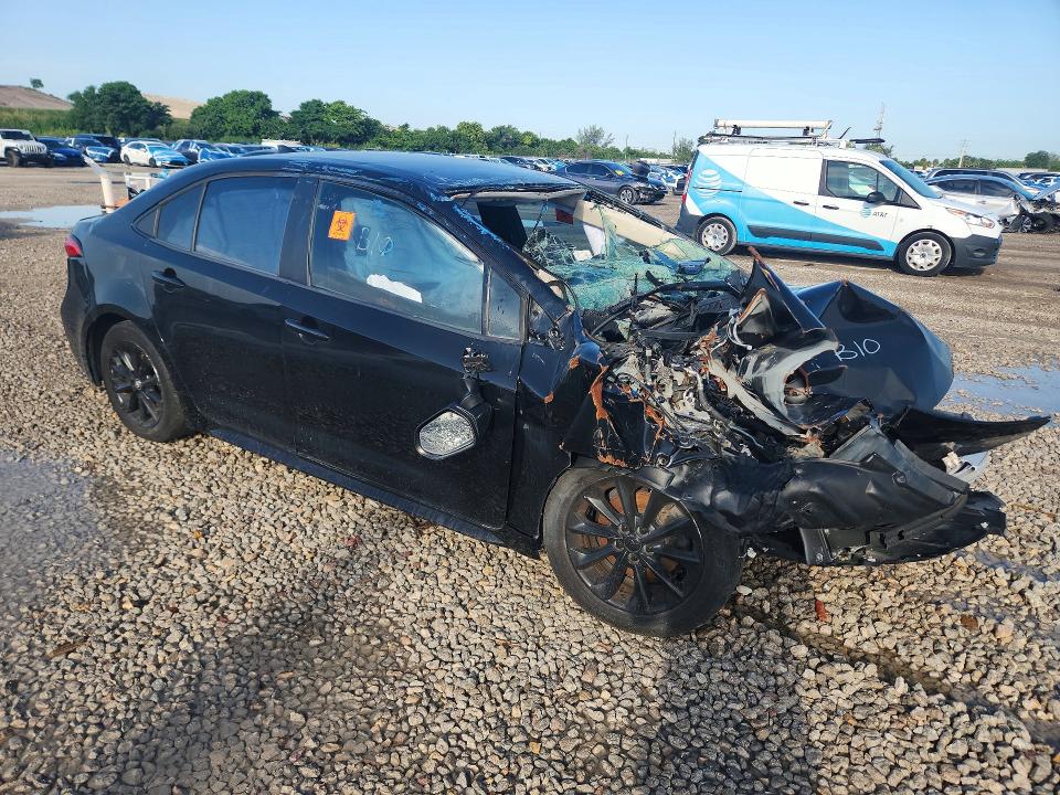 2022 Toyota Corolla VIN 5YFVPMAE3NP301877 COPART salvage auction — FRONT END, Fl - Certificate Of Destruction, sold $3,550 on 2026-07-30 (photo 4)