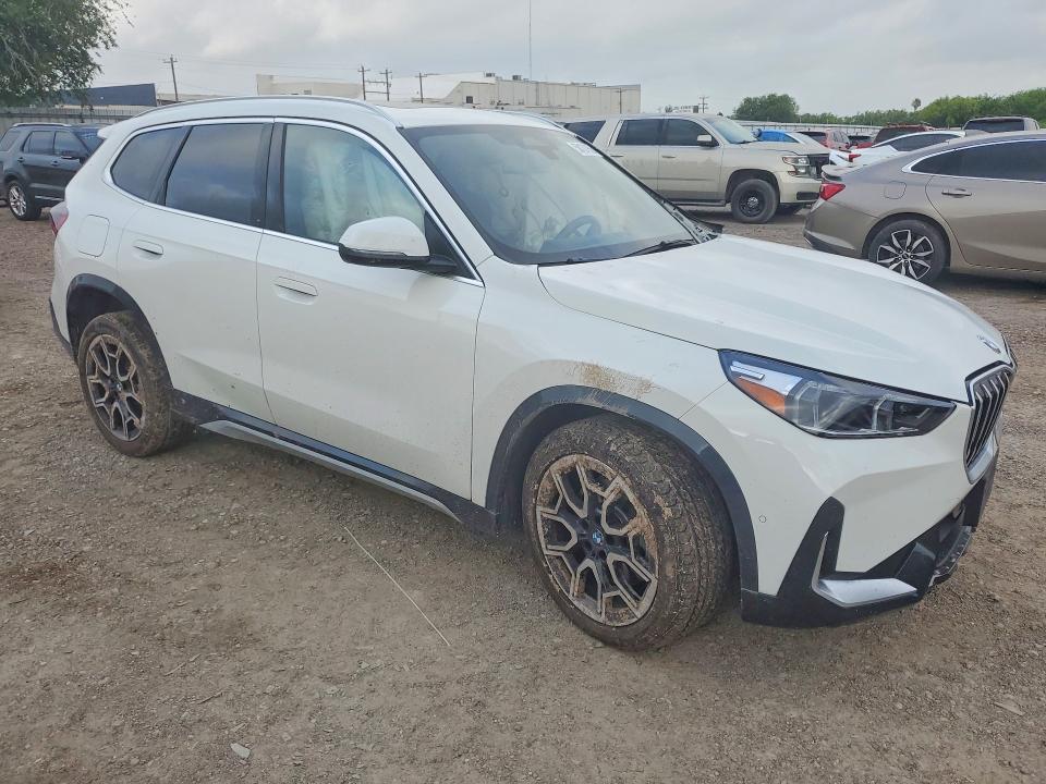 2026 BMW X1 VIN WBX73EF05T5400155 COPART salvage auction — FRONT END, Tx - Salvage Vehicle Title, sold $15 on 2026-07-29 (photo 4)