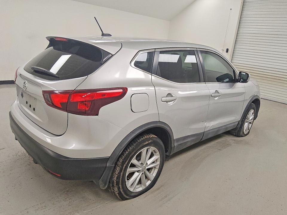 2017 Nissan Rogue sport VIN JN1BJ1CP1HW023500 COPART salvage auction — FRONT END, Tx - Cert Of Title-Rebuilt Salvage, sold $1,200 on 2026-07-07 (photo 3)