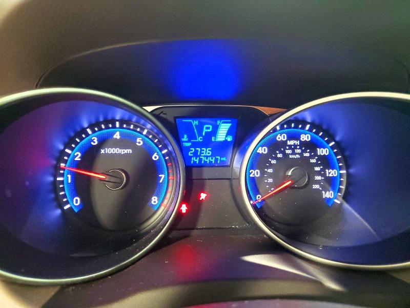 2011 Hyundai Tucson VIN KM8JU3AC9BU204354 COPART salvage auction — FRONT END, Mn - Cert Of Title-Prior Salvage, sold $1,500 on 2026-07-14 (photo 9)