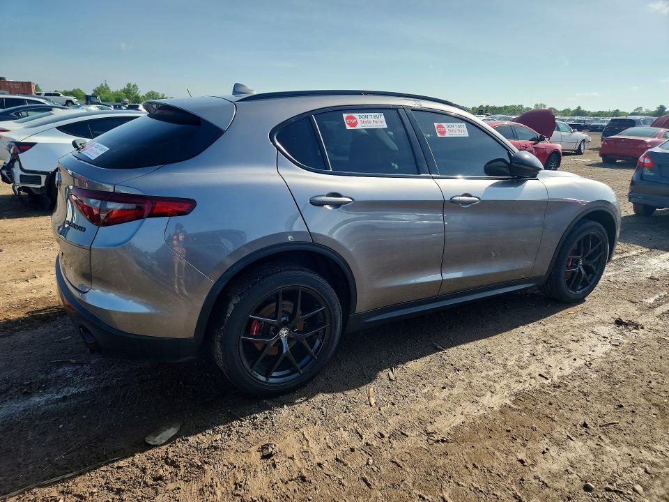 2020 Alfa romeo Stelvio VIN ZASPAKAN8L7C91447 COPART salvage auction — REAR END, Il - Salvage Certificate, sold $3,950 on 2026-07-30 (photo 3)