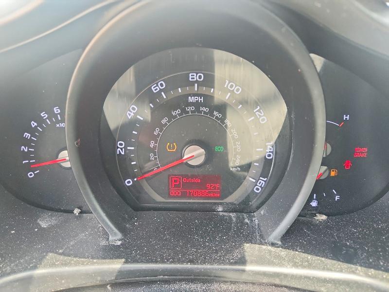2016 Kia VIN KNDPB3AC3G7863668 COPART salvage auction — SIDE, Md - Certificate Of Title, sold $1,550 on 2026-07-28 (photo 9)