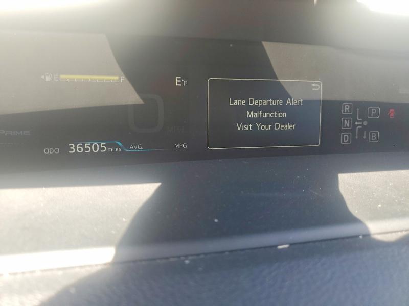 2017 Toyota Prius VIN JTDKARFP9H3036651 COPART salvage auction — FRONT END, Ca - Salvage Certificate, sold $5,700 on 2026-07-16 (photo 9)