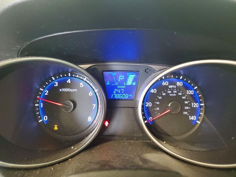 2011 Hyundai Tucson VIN KM8JUCAC1BU171026 COPART salvage auction — REAR END, Mn - Cert Of Title-Prior Salvage, sold $325 on 2026-07-21 (photo 9)