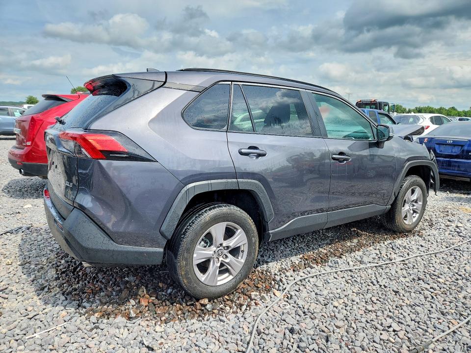 2024 Toyota Rav 4 VIN 2T3W1RFV5RC274495 COPART salvage auction — FRONT END, Il - Salvage Certificate, sold $9,100 on 2026-08-24 (photo 3)