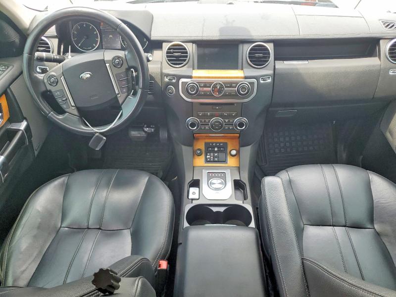2015 Land rover Lr4 VIN SALAG2V61FA743030 COPART salvage auction — MINOR DENT/SCRATCHES, Ga - Dealer Only Clean Title (P), sold $2,700 on 2026-07-08 (photo 8)