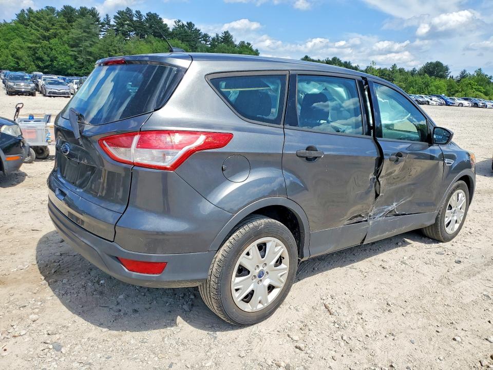 2015 Ford Escape VIN 1FMCU0F78FUB67015 COPART salvage auction — SIDE, MA - CERT OF TITLE-RECONSTRCTD COLL, sold $1,100 on 2026-07-02 (photo 3)