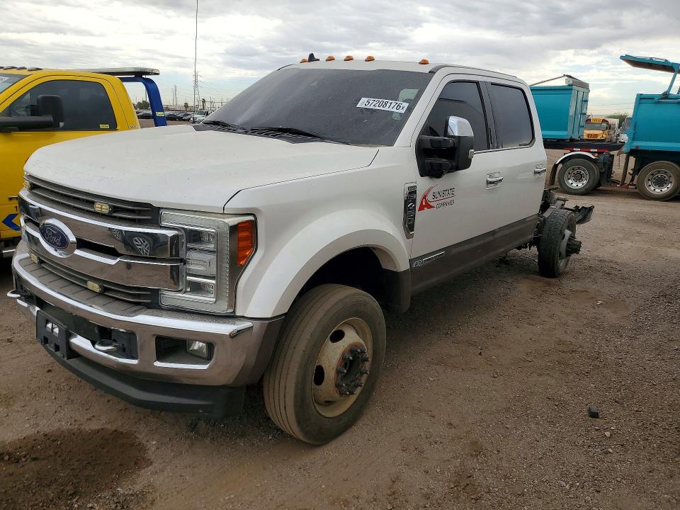 2019 Ford F450 VIN 1FT8W4DT2KED22125 — COPART salvage auction photo