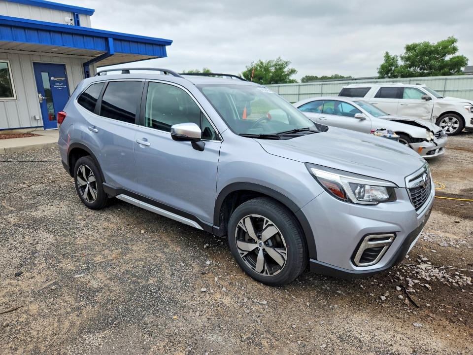 2020 Subaru Forester VIN JF2SKAXC7LH539036 COPART salvage auction — HAIL, Wi - Cert Of Title-Claim Paid, sold $13,500 on 2026-07-07 (photo 4)