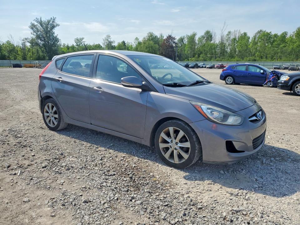 2013 Hyundai Accent VIN KMHCU5AE3DU138358 COPART salvage auction — REAR END, Ny - Mv-907A Salvage Certificate, sold $500 on 2026-07-20 (photo 4)